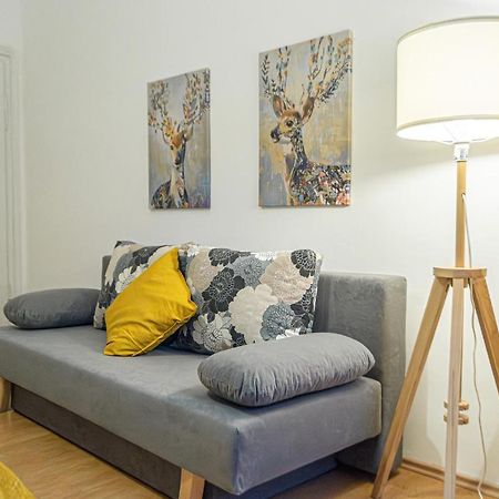 Economy 1Br Apartment Well Connected To The Whole City Wien Exteriör bild